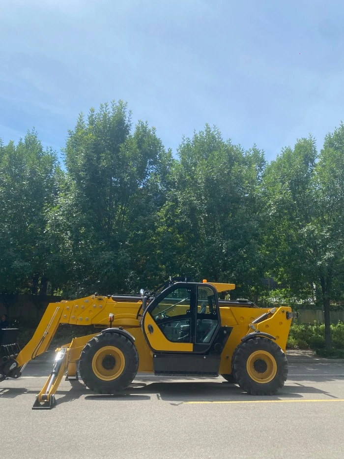 18m telescopic handler on construction site